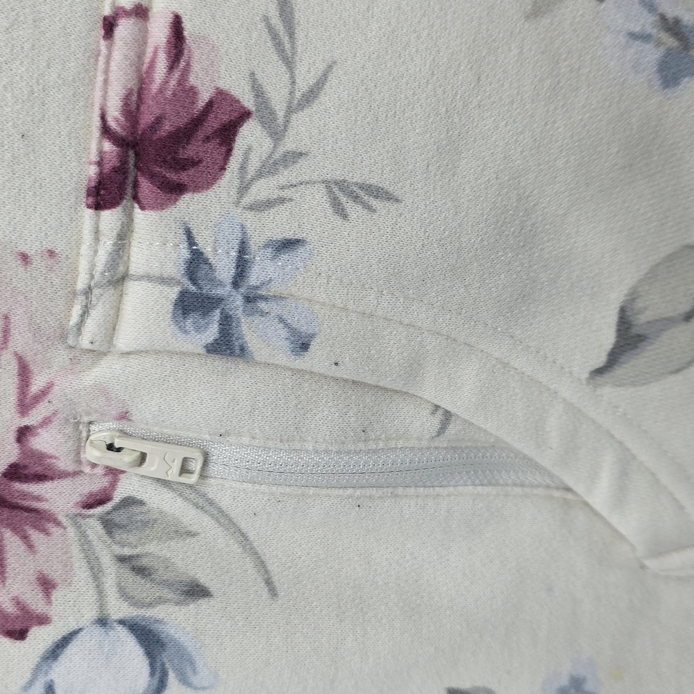 Hollister Floral Hoodie Size M - Picture 5 of 10